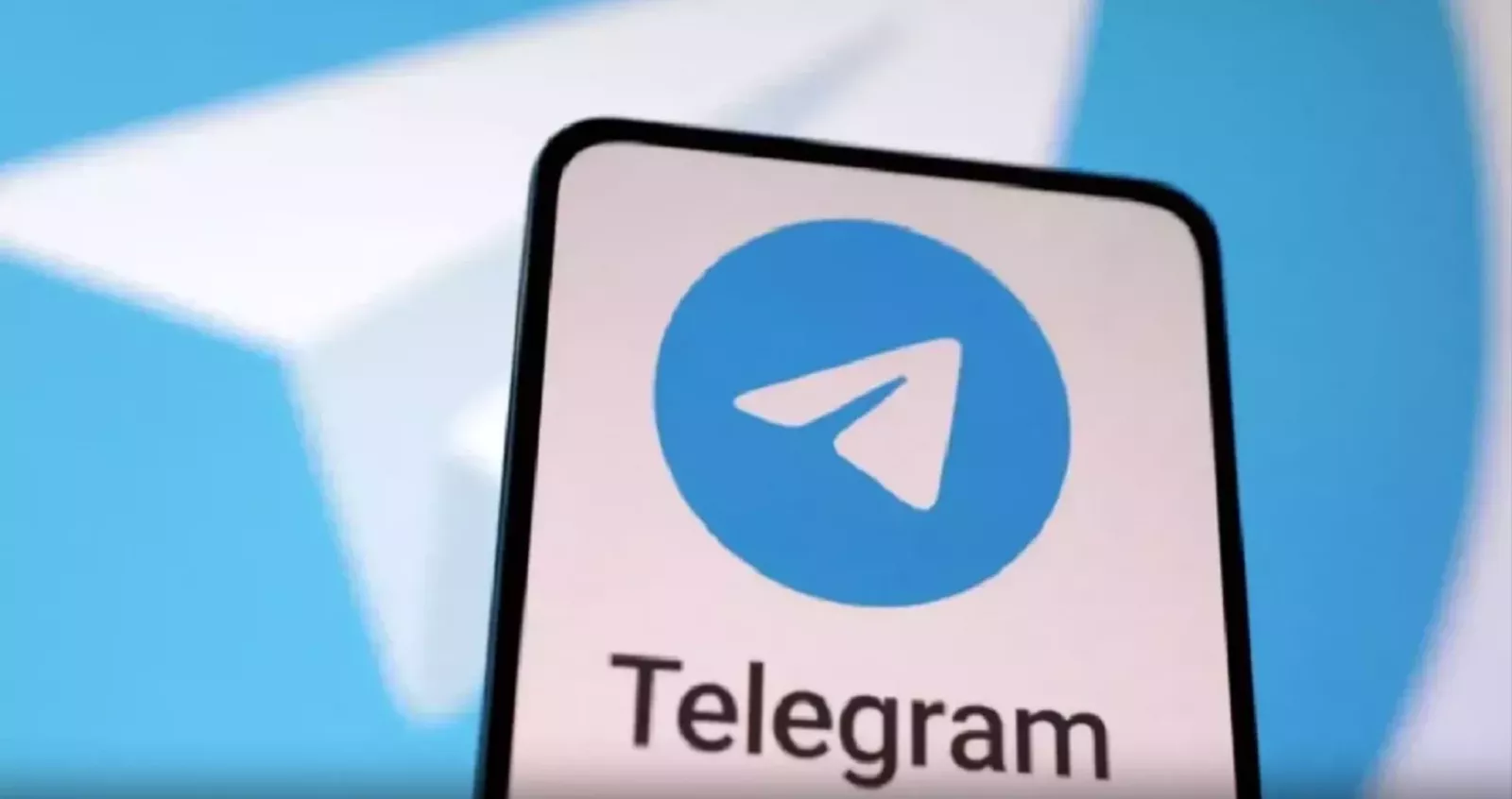 Telegram перестанет работать в России с 1 апреля — источник Baza
